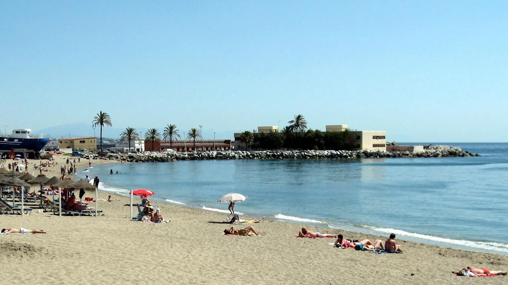 Marconi - Totally Renovated Apartment Fuengirola C